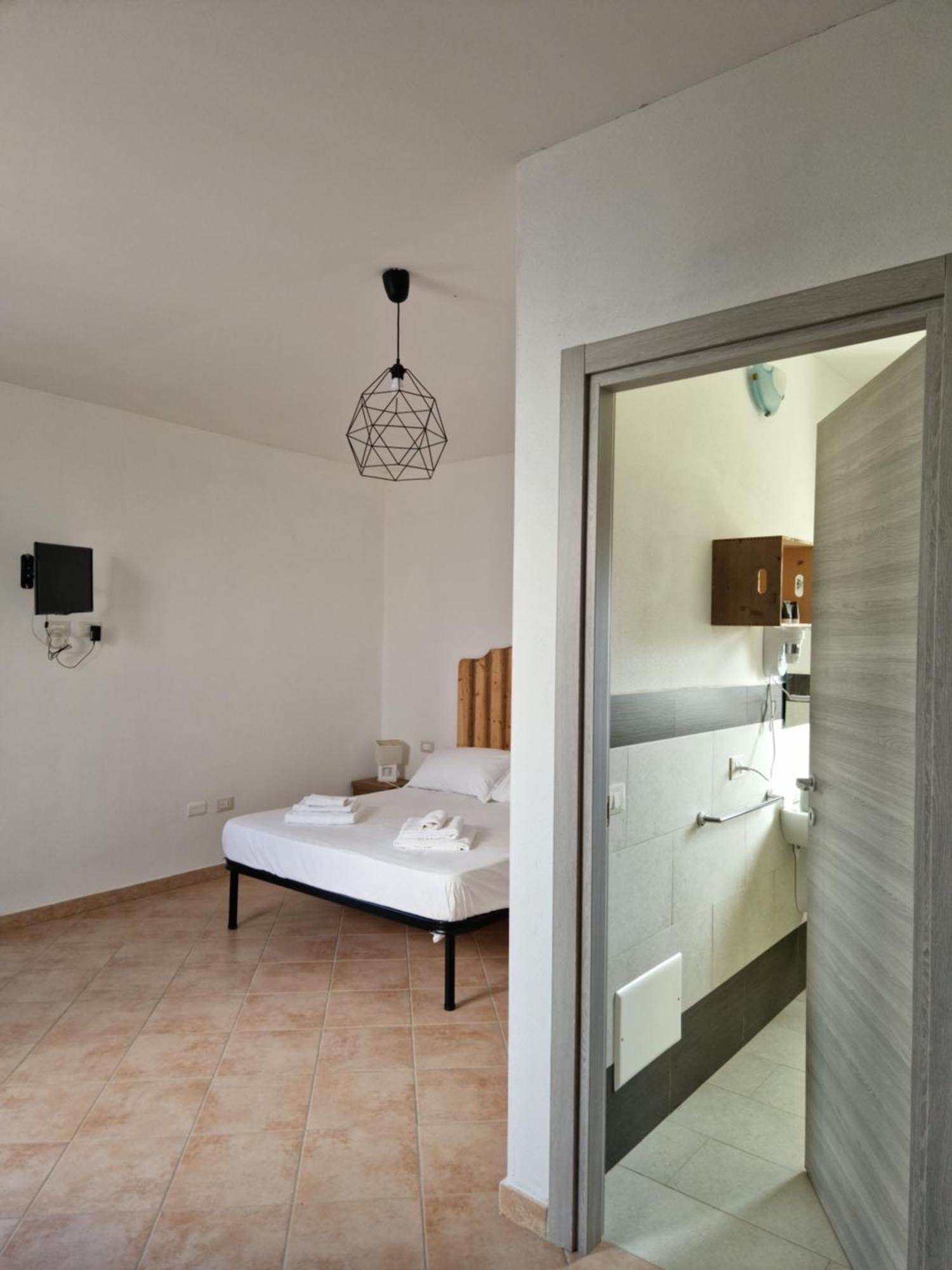 Tenute Delogu Wine Resort (Adults Only) Санта Мария ла Палма Екстериор снимка
