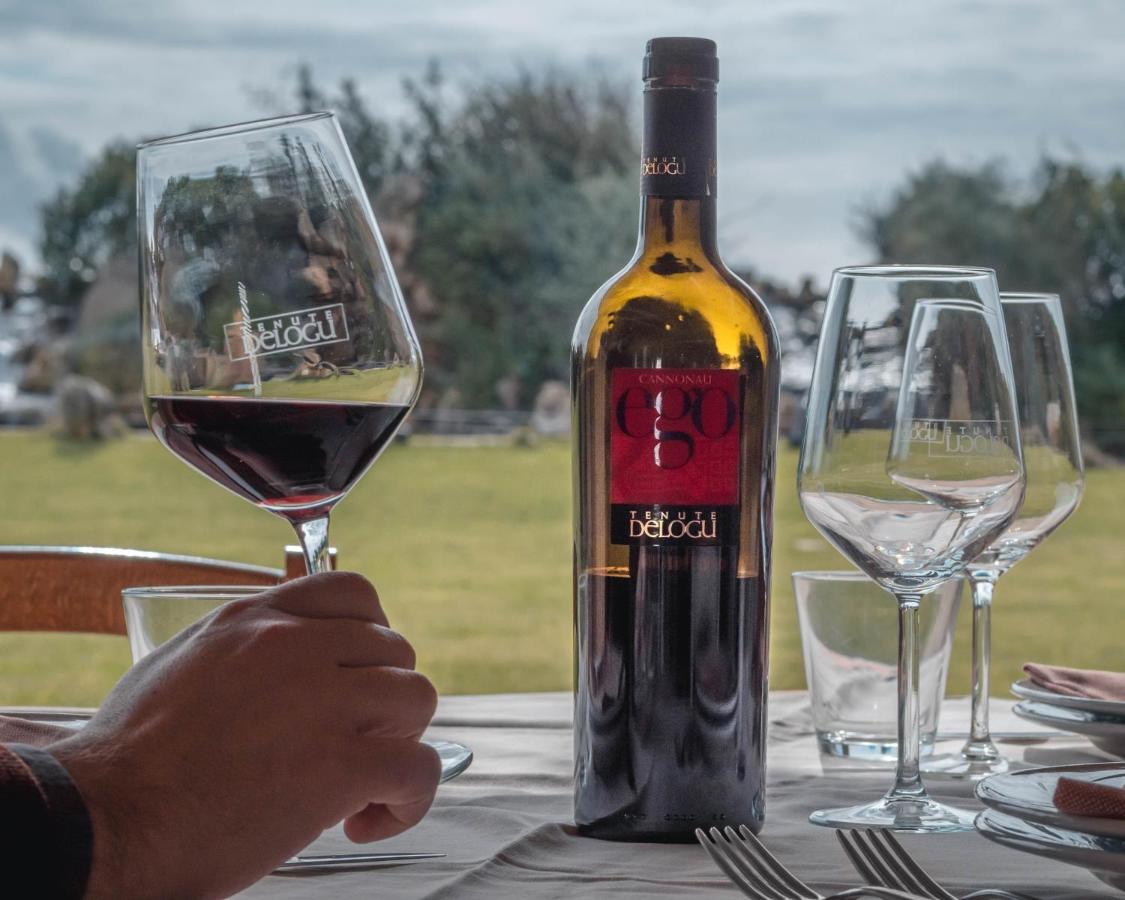 Tenute Delogu Wine Resort (Adults Only) Санта Мария ла Палма Екстериор снимка